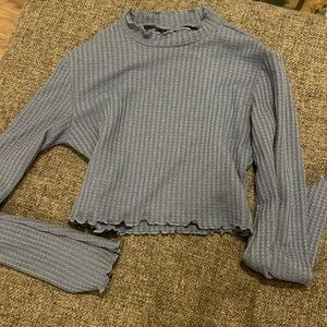 blue cropped long sleeve
